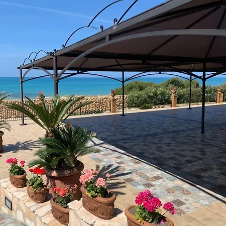 Baia Di Ulisse Wellness & Hotel 4*