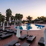 Baia Di Ulisse Wellness & 4* San Leone