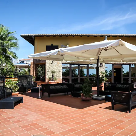 Baia Di Ulisse Wellness & サン・レオーネ