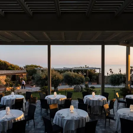Baia Di Ulisse Wellness & Hotel 4*