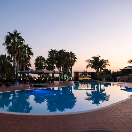 Baia Di Ulisse Wellness & Hotel