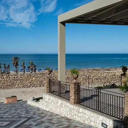 Hotel Baia Di Ulisse Wellness & 4*